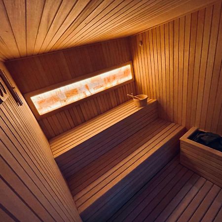 Mozaik Apartments & Spa - Modern 4-Star Apartments With Exclusive Private Spa Wellness In The City Center - Sauna, Jacuzzi, Turkish Bath - Free Parking, Wi-Fi - Rooms & Apartments Cuprija Luaran gambar