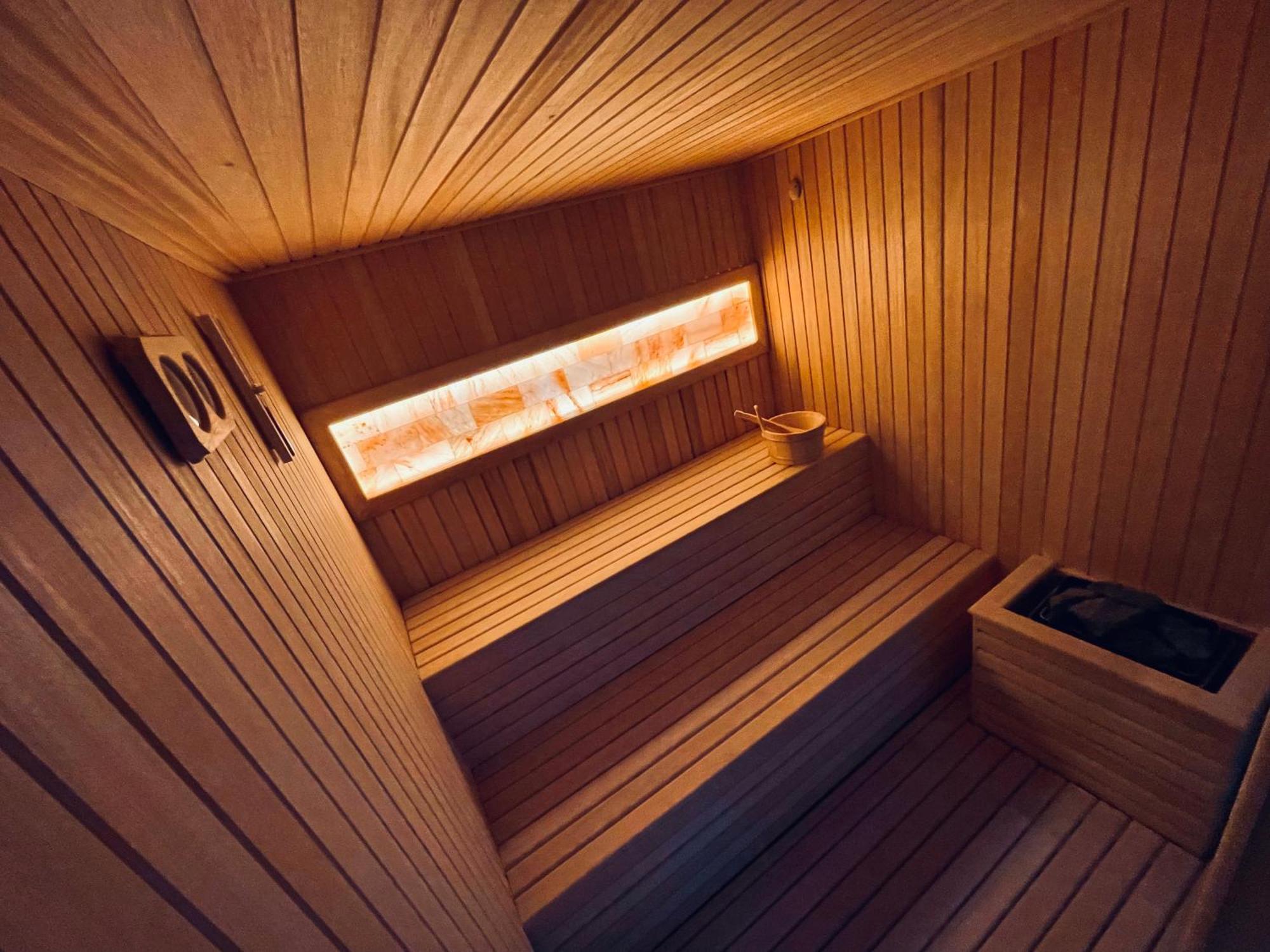 Mozaik Apartments & Spa - Modern 4-Star Apartments With Exclusive Private Spa Wellness In The City Center - Sauna, Jacuzzi, Turkish Bath - Free Parking, Wi-Fi - Rooms & Apartments Cuprija Luaran gambar