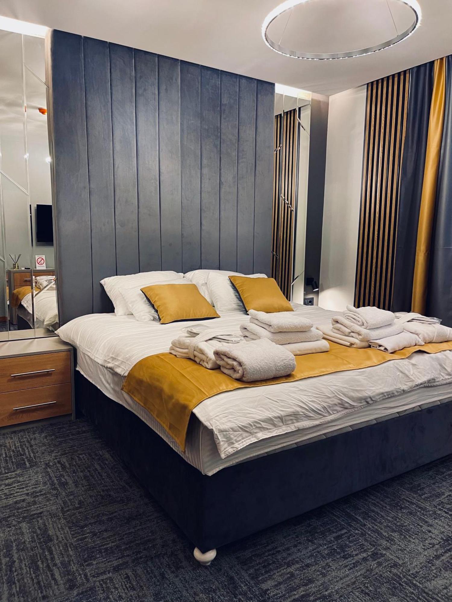 Mozaik Apartments & Spa - Modern 4-Star Apartments With Exclusive Private Spa Wellness In The City Center - Sauna, Jacuzzi, Turkish Bath - Free Parking, Wi-Fi - Rooms & Apartments Cuprija Luaran gambar