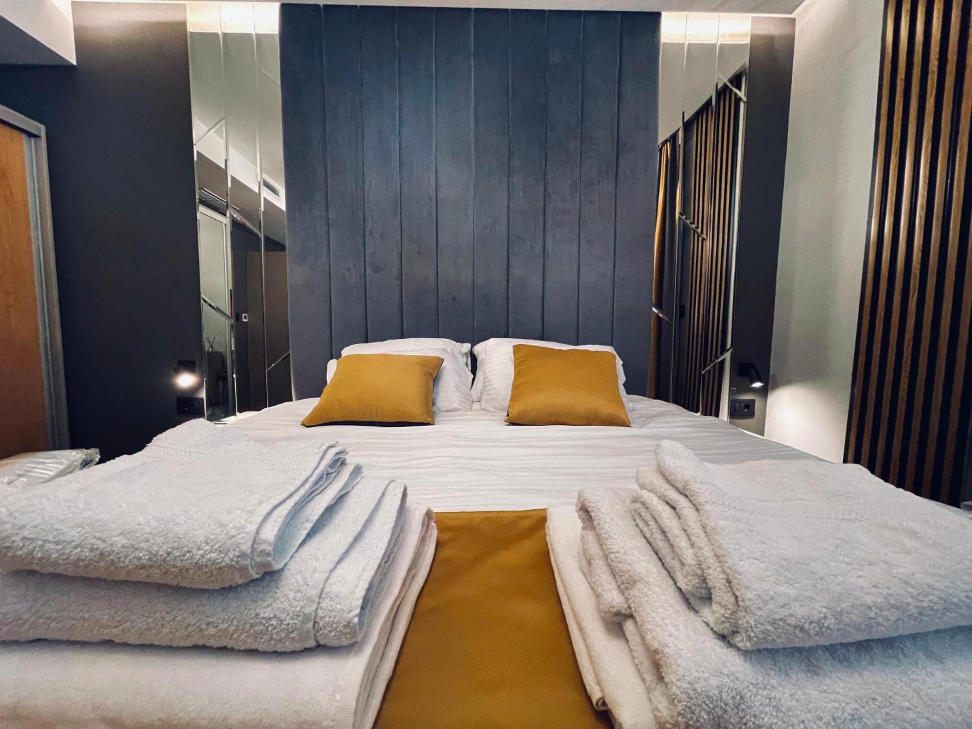 Mozaik Apartments & Spa - Modern 4-Star Apartments With Exclusive Private Spa Wellness In The City Center - Sauna, Jacuzzi, Turkish Bath - Free Parking, Wi-Fi - Rooms & Apartments Cuprija Luaran gambar