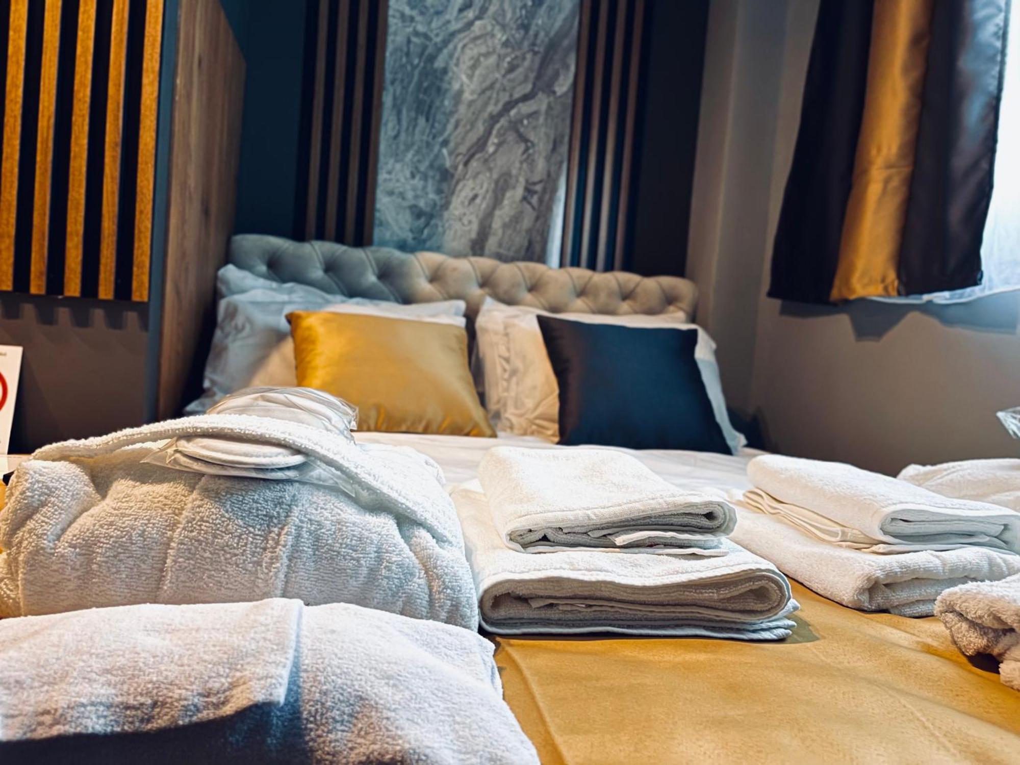 Mozaik Apartments & Spa - Modern 4-Star Apartments With Exclusive Private Spa Wellness In The City Center - Sauna, Jacuzzi, Turkish Bath - Free Parking, Wi-Fi - Rooms & Apartments Cuprija Luaran gambar